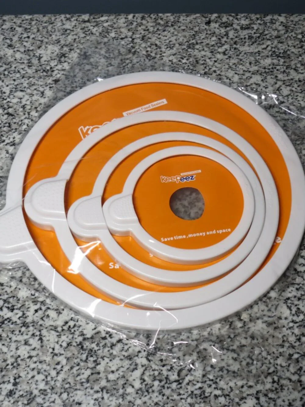 Keepeez Universal Airtight Vacuum Seal Lids 9 Piece Set New In Box